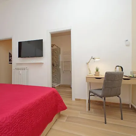 Prestigious Re Di Apartamento *
