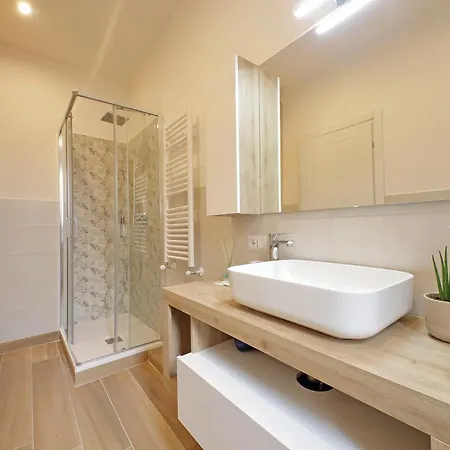 Apartman Prestigious Re Di