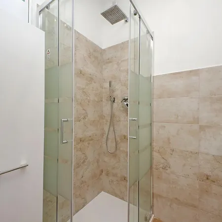 Prestigious Re Di Roma