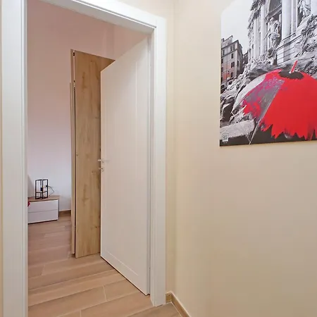 Prestigious Re Di Apartamento