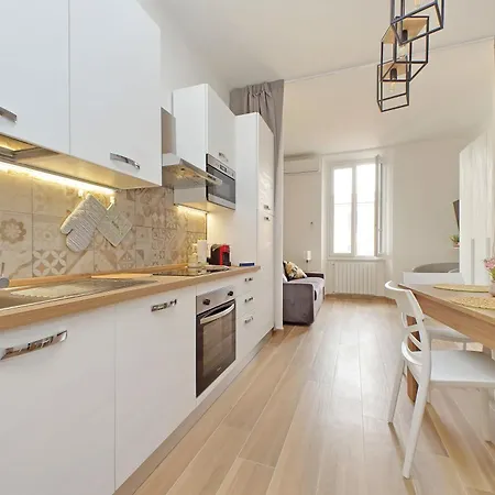 Prestigious Re Di Apartman Róma